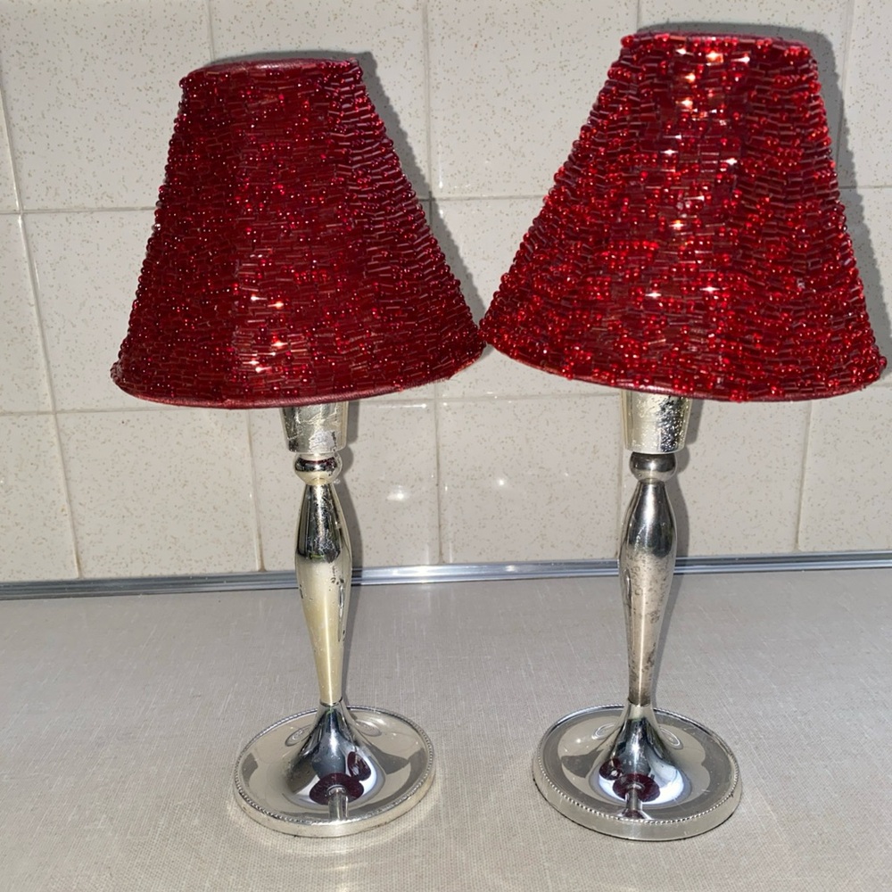 Pottery Barn Holiday Vintage Red Beaded Lamp Shades Votive Candlestick Holders‎
